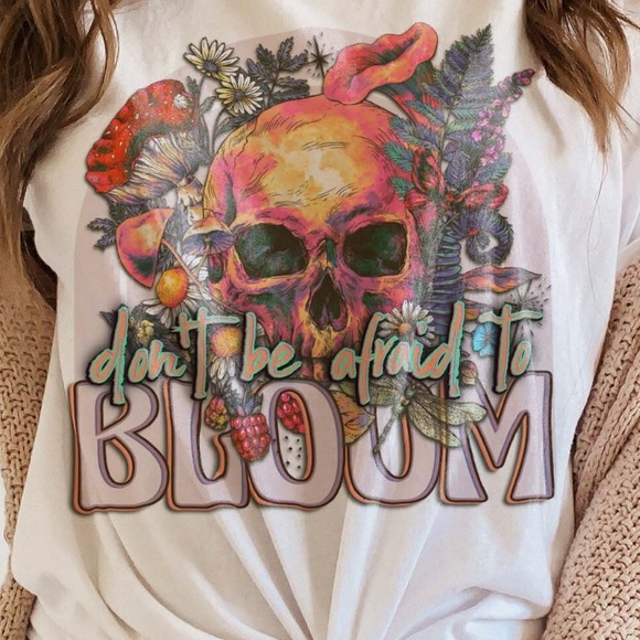 Custom Tees,Longsleeve and Crewneck Sweatshirts. - Picture 3 of 9